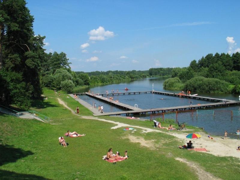 Krysztalowy Palacyk Kozienice Exterior foto